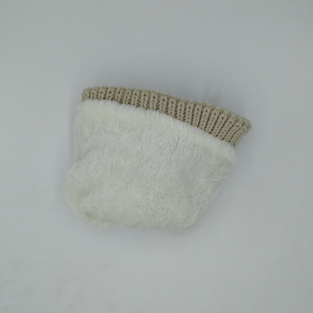Winter Knit Pom Pom Hat with Neck Scarf - Picture 6 of 8